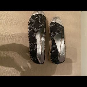 Ugg Australia Slippers Ballerinas in Brown Second Hand Ugg Ugg Australia Slippers Ballerinas in Brown Second Hand Ugg